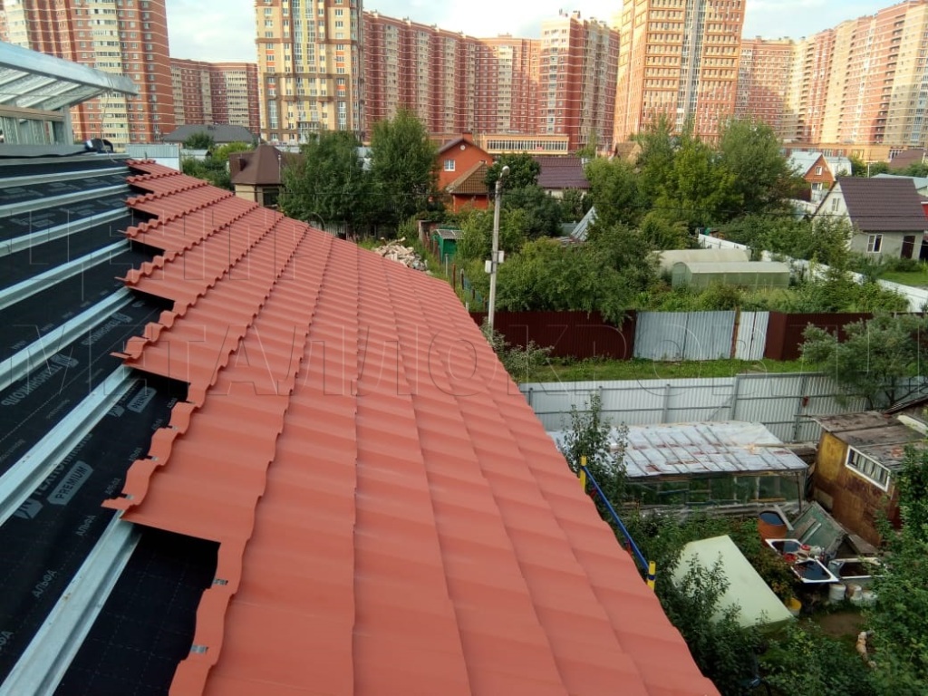 Металлочерепица Геркулес 8004 терракотовый Стальной Бархат от Центра Металокровли в Оренбурге